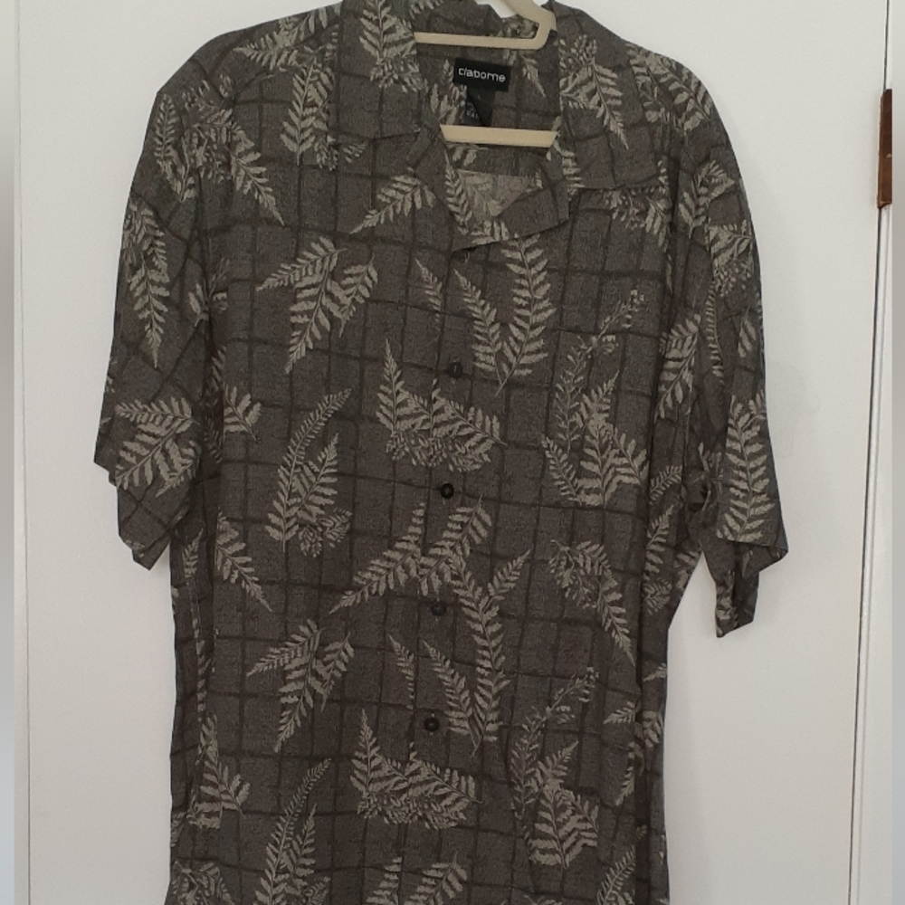 Claiborne Men's LG Button Down Shirt